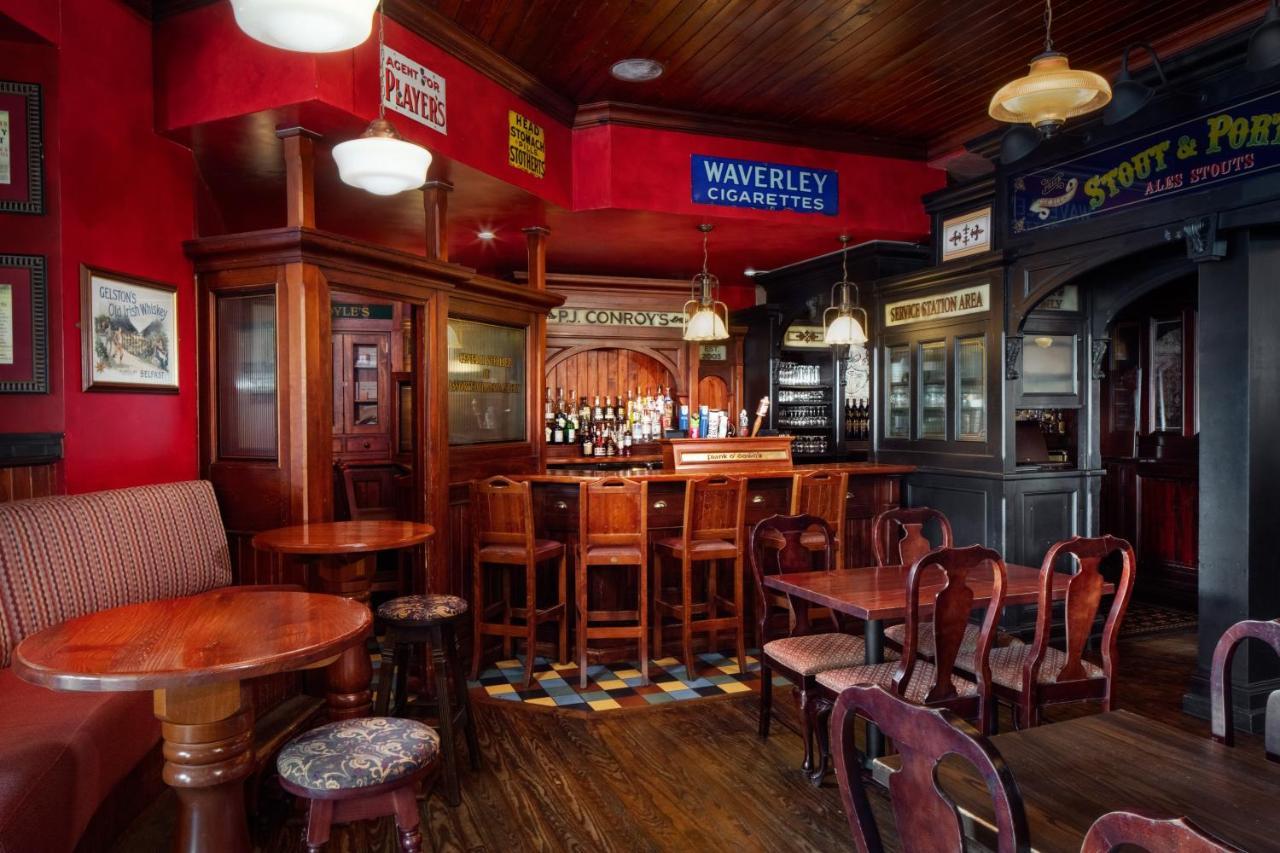 גלנה Irish Cottage Inn & Suites מראה חיצוני תמונה